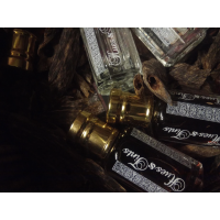 Oriental Oud - Pure Hindi oud oil. Bandarban, Bangladesh Distilled in 09/20 - Aged 2+ yrs